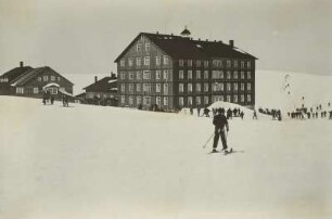 Riesengebirge. Wiesenbaude (1400 m)