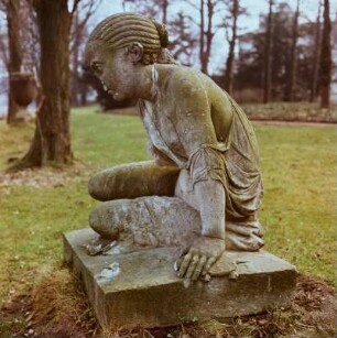 Skulptur der Muschelnymphe (Venus mit der Muschel) im Wörlitzer Park