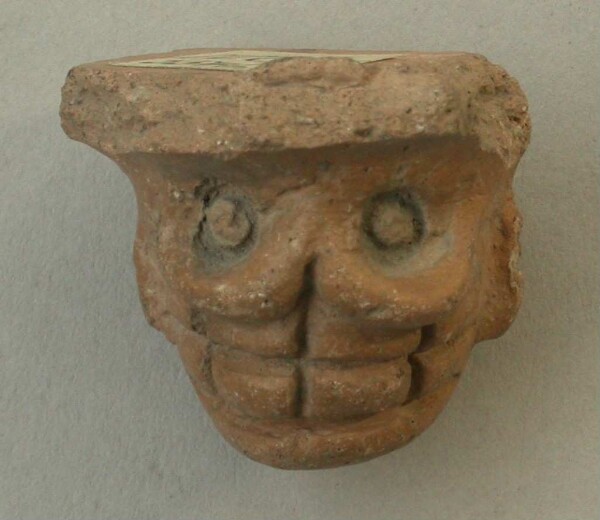 Clay vessel foot (fragment)