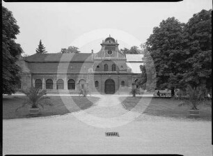 Schlossvorwerk im Schlosspark Bad Muskau