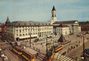 Postkartenalbum mit Motiven von Karlsruhe. "Karlsruhe. Marktplatz"