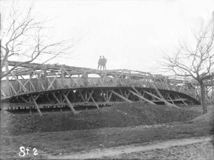 Brücke über MLK im Bau