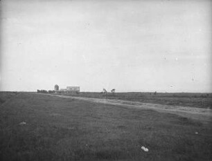 Landschaft bei Sapporo : Ansicht mit Silo