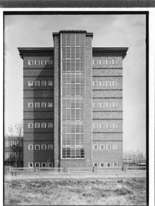 Schule Graudenzer Weg (Hamburg-Barmbek): Ansicht Seitenfront : SchumacherWV Nr. 311