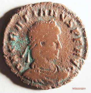 Römische Münze, Nominal Centenionalis, Prägeherr Gratian, Prägeort Siscia, Original