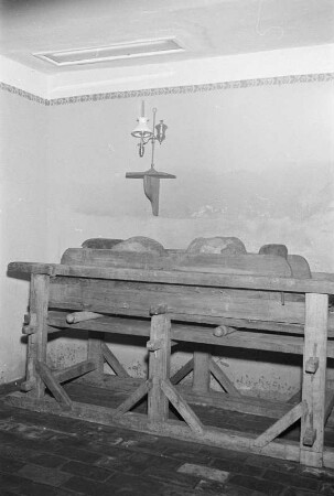 Spreewaldmuseum Lehde. Wäschemangel : Muzej pod hołym njebjom na Lědach. Róla : Lehde / Lědy