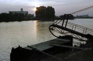 Breisach: Sonnenuntergang über dem Rhein