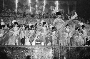 Atlantik-Prunksitzung des Festausschusses Karlsruher Fastnacht in der Schwarzwaldhalle.