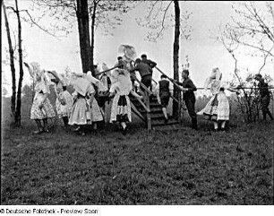 Spreewald. Sorbische Tanzgruppe