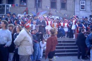 Funkengarde auf der Bühne