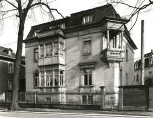 Dresden-Strehlen, Wasastraße 1 b. Villa. Um 1900. Straßenansicht von Süden