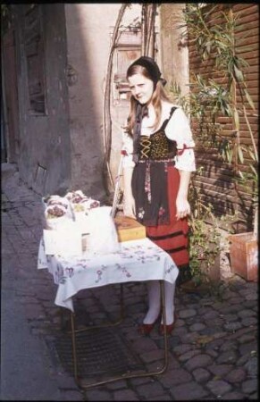 Traubenverkäuferin in Reichenweier - Riquewihr