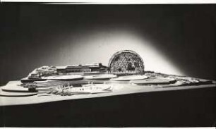 Deutscher Pavillon auf der Weltausstellung, Osaka: Entwurf mit Kugelauditorium