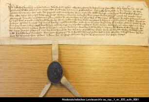 Der Pfarrer Ubbodus in Geerdswehr beurkundet einen Güterkauf des Klosters Langen = OUB I, Nr. 788, S. 684 Anhängende Siegel beschädigt erhalten
