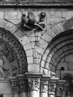 Saint-Sauveur — Relief