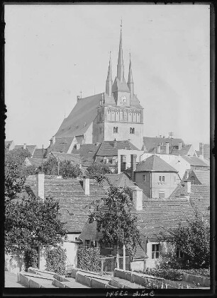 Lommatzsch. Kirche