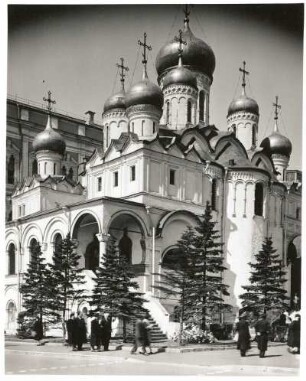 Moskau, Russland. Kreml. Mariä-Verkündigungs-Kathedrale (Blagowestschenski Sobor) (1484-1489). Ansicht von Südosten