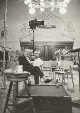 Porträt Ernst Busch : Porträt des Schauspielers und Sängers Ernst Busch (1900-1980). Aufnahme 1967 während einer Probe. Fotografie von Evelyn Richter, Leipzig