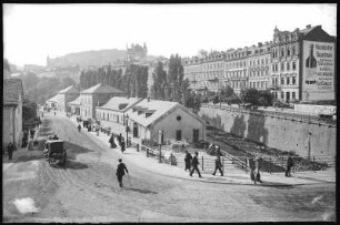 Karlsbad. Gartenzeile
