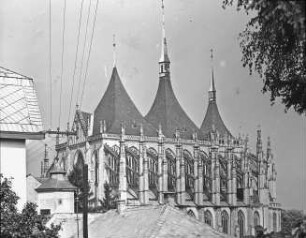 Kutná Hora / Kuttenberg (Tschechien), St. Barbara, von Norden