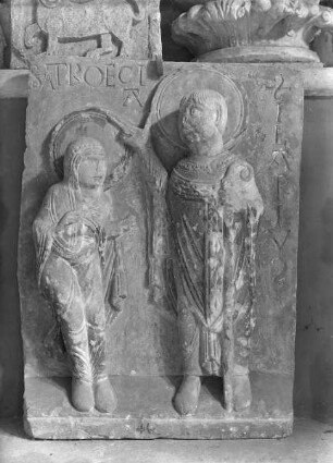 Relief mit Troecia und Hilarius