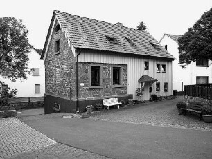 Alte Schule (Schule); Schlitz, Kirchweg 5