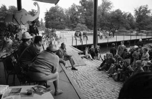 Letzte Folge des heiteren Ratespiels "Tiere sehen Dich an" auf der Seebühne des Stadtgartens.
