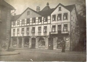 Lemgoer Tor / Außenansicht / Foto übergeben durch Frau Kaul-Schwarz. Detmold. Lemgoer Tor. Papierabzug