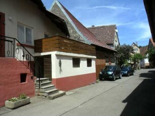 Stadtbild-Ansicht im Süden-der Stadtgraben (aufgefüllt im 18-19 Jh) mit Häuserbestand entlang der abgetragenen Stadtmauer nach Osten zum Lindleinturm