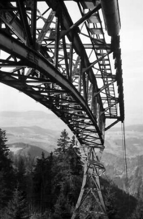 Schauinslandbahn: Eisenkonstruktion der Bergstation