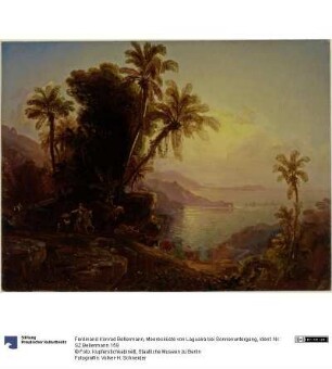 Meeresküste von Laguaira bei Sonnenuntergang