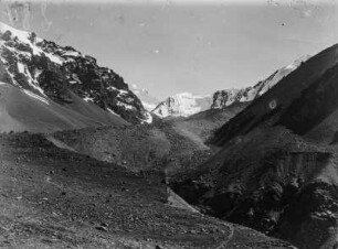 Moräne : Vermutlich eine Moräne an einem Gletscher im Tian Shan Hochgebirge