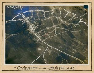 Foto des Geländes bei Ovillers-la-Boisselle (Luftbild)