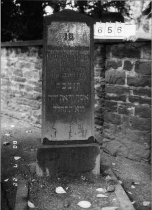 Grabstein 656