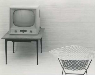 Fernsehtisch "T 319" der Wilhelm Bofinger Möbelwerkstätten Ilsfeld