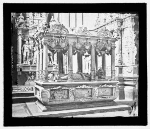 Baldachingrab von Graf Ludwig III. von Löwenstein und seiner Gemahlin Anna von Stolberg (Bettlade)