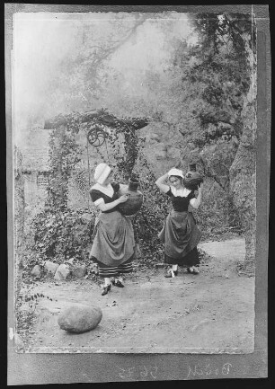 Santa Barbara. Scene in Mission Canyon, Santa Barbara