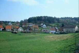 Blick auf den Ort, aus Richtung Gethles kommend