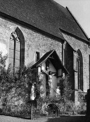 Hirschhorn (Neckar). Ehemalige Klosterkirche Sankt Mariä Verkündigung (1400-1406, Aufhebung 1803). Teilansicht der Südseite
