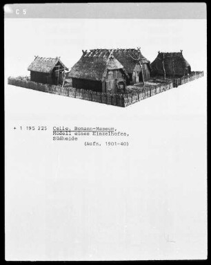 Modell eines Einzelhofes der Südheide