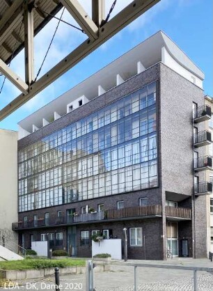 Wohnhaus; Berlin, Charlottenburg-Wilmersdorf