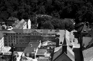 Freiburg: Blick vom Münster; zum Schlossberg