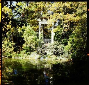 Donaueschingen: Schlosspark, Tempel der Donauquelle