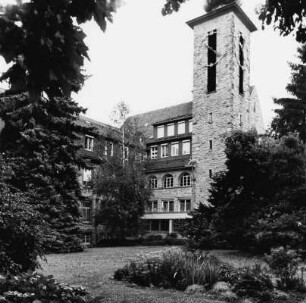 Kloster der ''Barmherzigen Schwestern vom Heiligen Vinzenz von Paul'' (Kloster); Heppenheim, Kalterer Straße 3, Neckarstraße 2