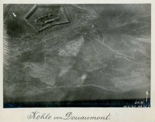 Foto der Kehle des Forts Douaumont (Luftbild)