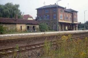 Schwaigern Toilettengebäude Bahnsteig