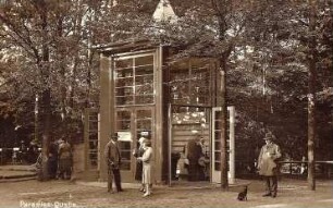 Dresden-Weißer Hirsch. Paradies-Quelle im Kurpark