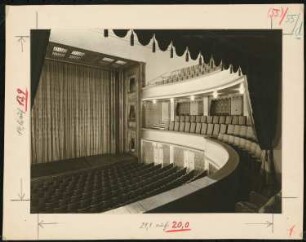 Stadttheater, Bochum: Ansicht Bühne Proszenium und Zuschauerraum