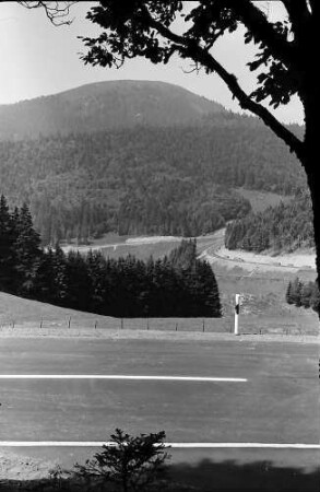Belchenstraße mit Blick auf den Belchen