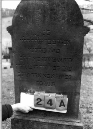 Grabstein 24A